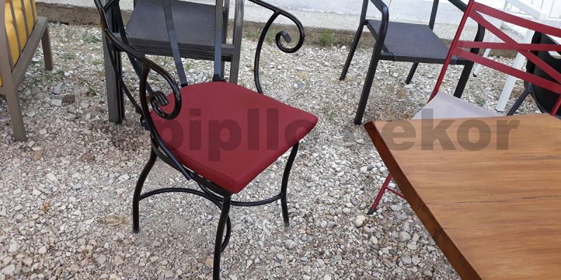 Set Tavoline & Karrige – August 12