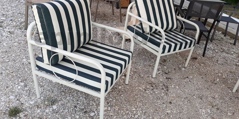 Τραπέζι & Kαρέκλα – August 12